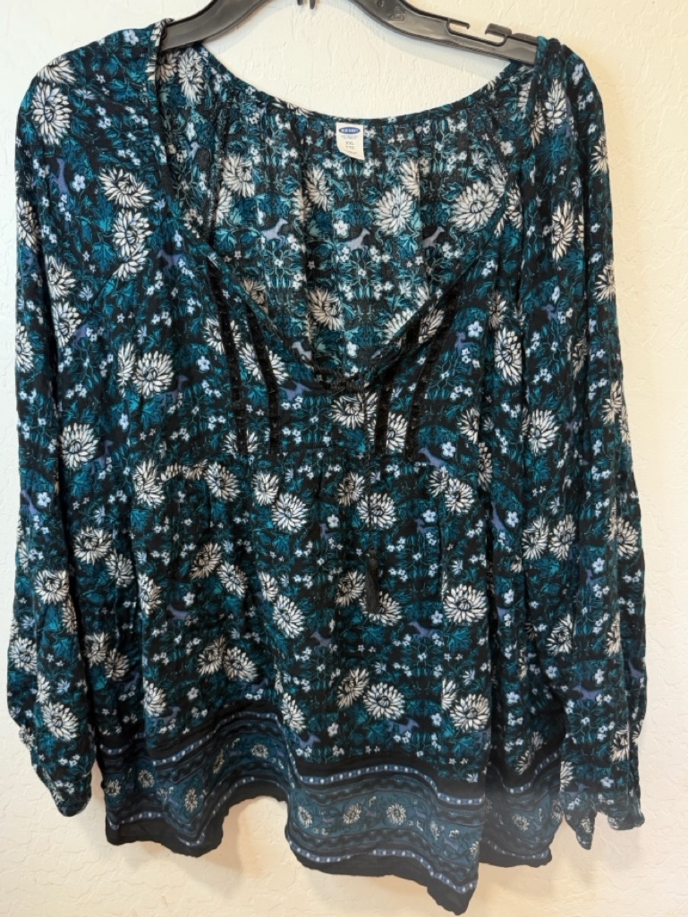 Old Navy blue black paisley peasant floral boho whimsical plus size XXL top